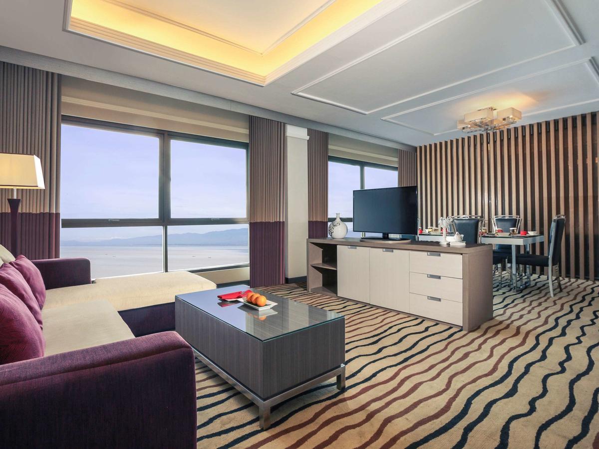 Mercure 帕卢 外观 照片